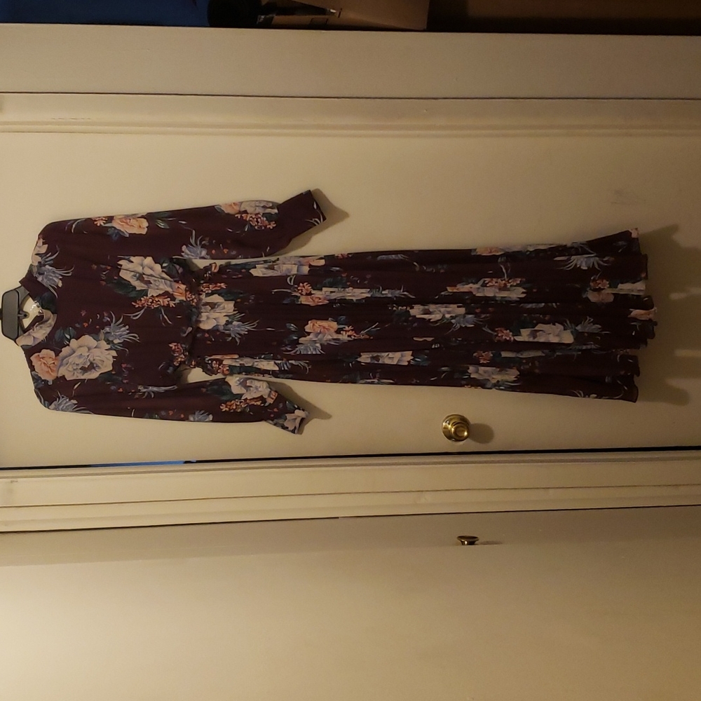 Vici exclusive x fate grape floral mock neck, pleated dress Small - Picture 3 of 11